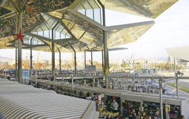 New charms or Fira de Bellcaire, 12:30 p.m .; July 14, 2015; Barcelona, Catalunya, Spain