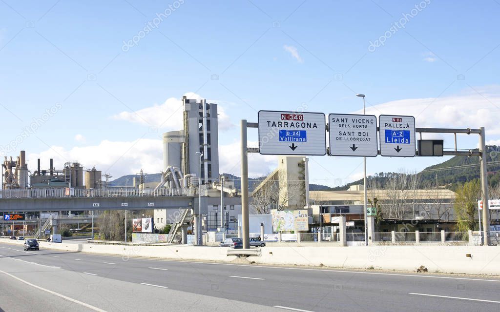 Factories on the Sant Viens del Horts road, 14:10 p.m .; July 25, 2015; Barcelona, Catalunya, Spain