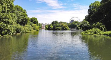Londra 'nın genel görünümü, 16: 10. ; 15 Ağustos 2016; İngiltere, Avrupa