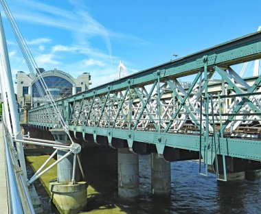 Londra 'nın genel görünümü, 16: 10. ; 15 Ağustos 2016; İngiltere, Avrupa