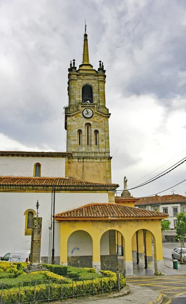 Zicht Colunga Het Prinsdom Asturië Mei 2017 Asturië Spanje Europa — Stockfoto