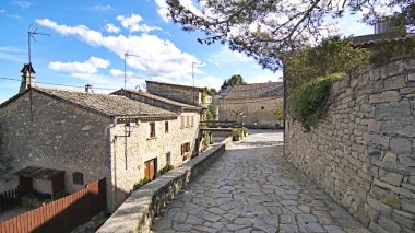 Talamanca manzarası: 13: 20, 15 Temmuz 2017; Comarca de Bages, Barcelona, Katalonya, İspanya, Avrupa