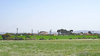 Peneds, Vilafranca del Peneds, Barcelona, Katalunya, İspanya ve Avrupa 'daki çiftlik evlerinin manzarası