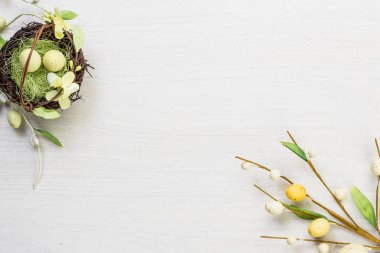 Paskalya açık renkli