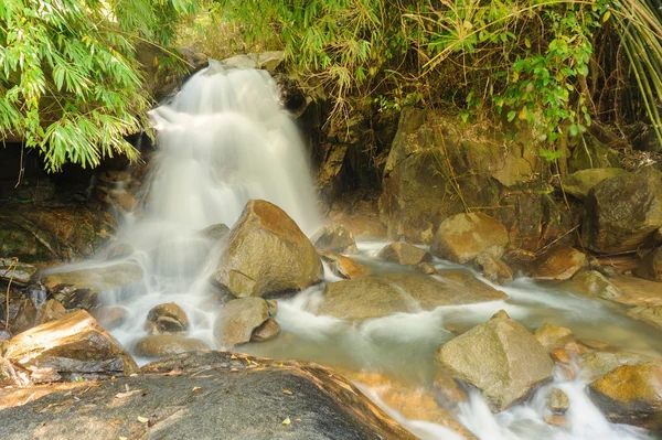 Beautiful waterfall in rainforest , Kanchanaburi Province , Thai — Stock Photo, Image