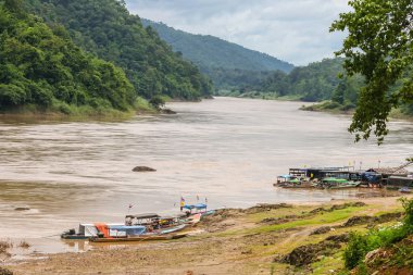 Bağlantı noktası Salween nehir Mae Sam laboratuvar, Tayland.