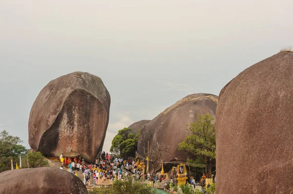 Festival ibadet Buda'nın ayak izi Tayland.