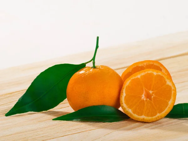 Mandarin on table — Stock Photo, Image