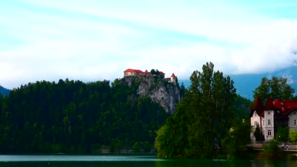 布莱德的城堡。在斯洛文尼亚布莱德湖 — 图库视频影像