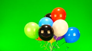 Yeşil ekran üzerinde uçan balonlar
