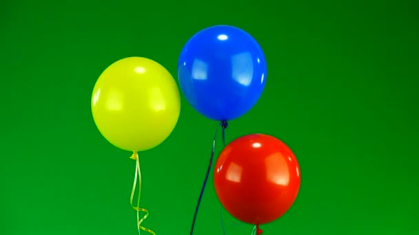 在绿色屏幕上飞行气球 — 图库视频影像