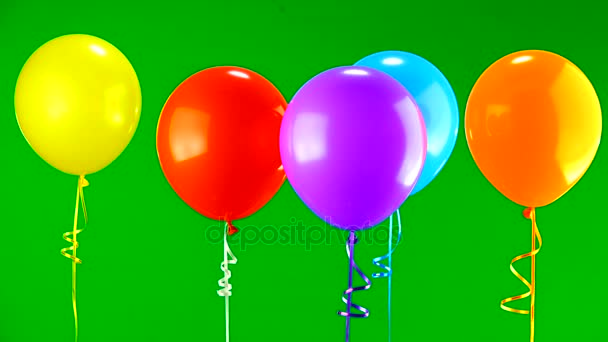 Yeşil Ekran Üzerinde Uçan Balonlar — Stok video