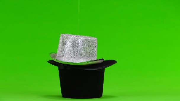 绿色屏幕上的兔臀帽 — 图库视频影像