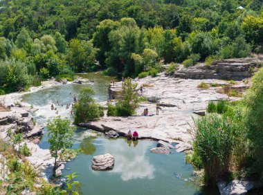 Nehir ve kanyon manzarası. Buki, Çerkasya bölgesi, Ukrayna