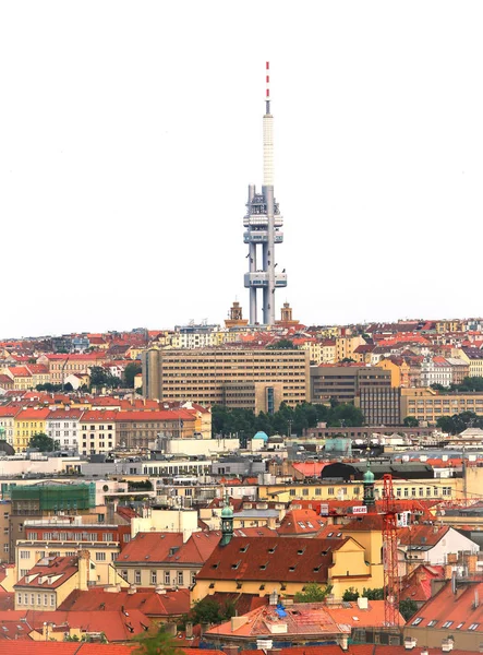 Utsikt över tv-tornet. Prag Isolerad på en vit bakgrund. — Stockfoto