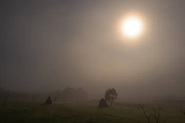 Niebla Que Cae Pueblo — Foto de Stock