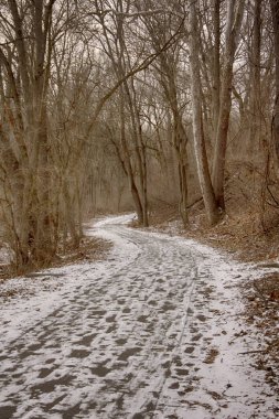 Kar ile Grist değirmen iz
