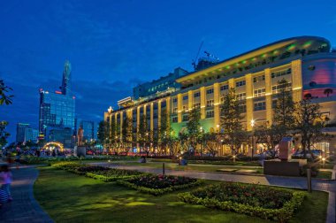 Rex Hotel - Saygon By Night 2017