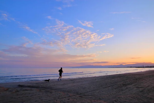 Picture Taken Spain Beach Salou Picture Shows Young Man Who — Stock Photo, Image