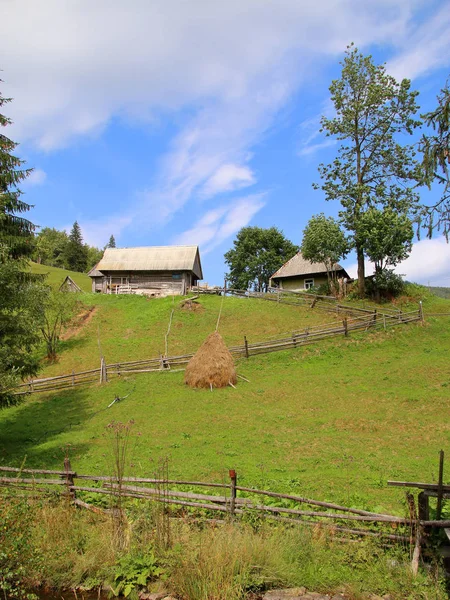 Photo Taken Ukraine Carpathian Mountains Photo You Can See Village — Stock Photo, Image