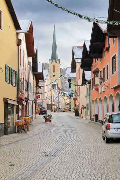 Alplerdeki Gar adında bir Alman şehrinin geleneksel mimarisi.