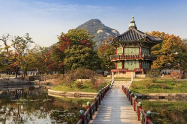 Gyeongbokgung Sarayı Güz. Seoul, Kore.