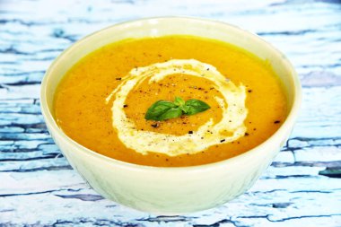 Kremalı balkabağı çorbası.