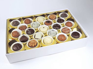 Çikolata veya lezzetli çikolata truffles