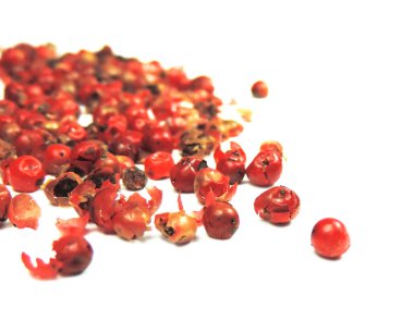 Kırmızı biber, karabiber izole