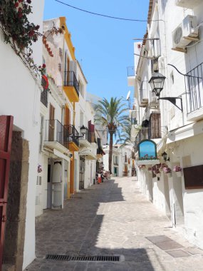 Dalt Vila, tarihi kent 