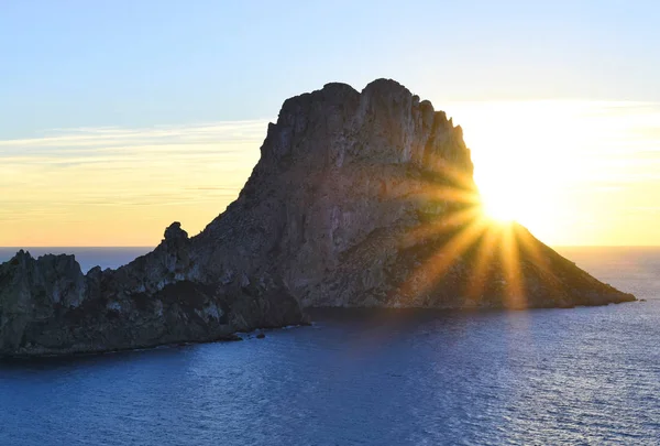 Es Vedra, híres hely Ibiza szigetén — Stock Fotó