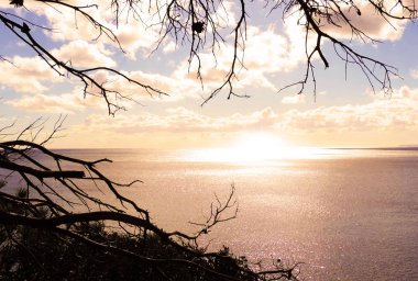 Gün batımı deniz sahne 