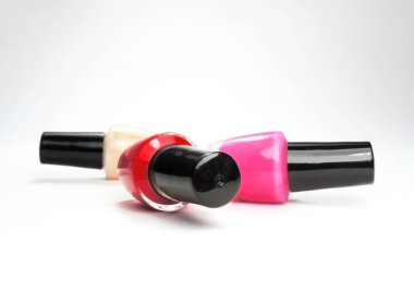 Çeşitli şişe tırnak cilası