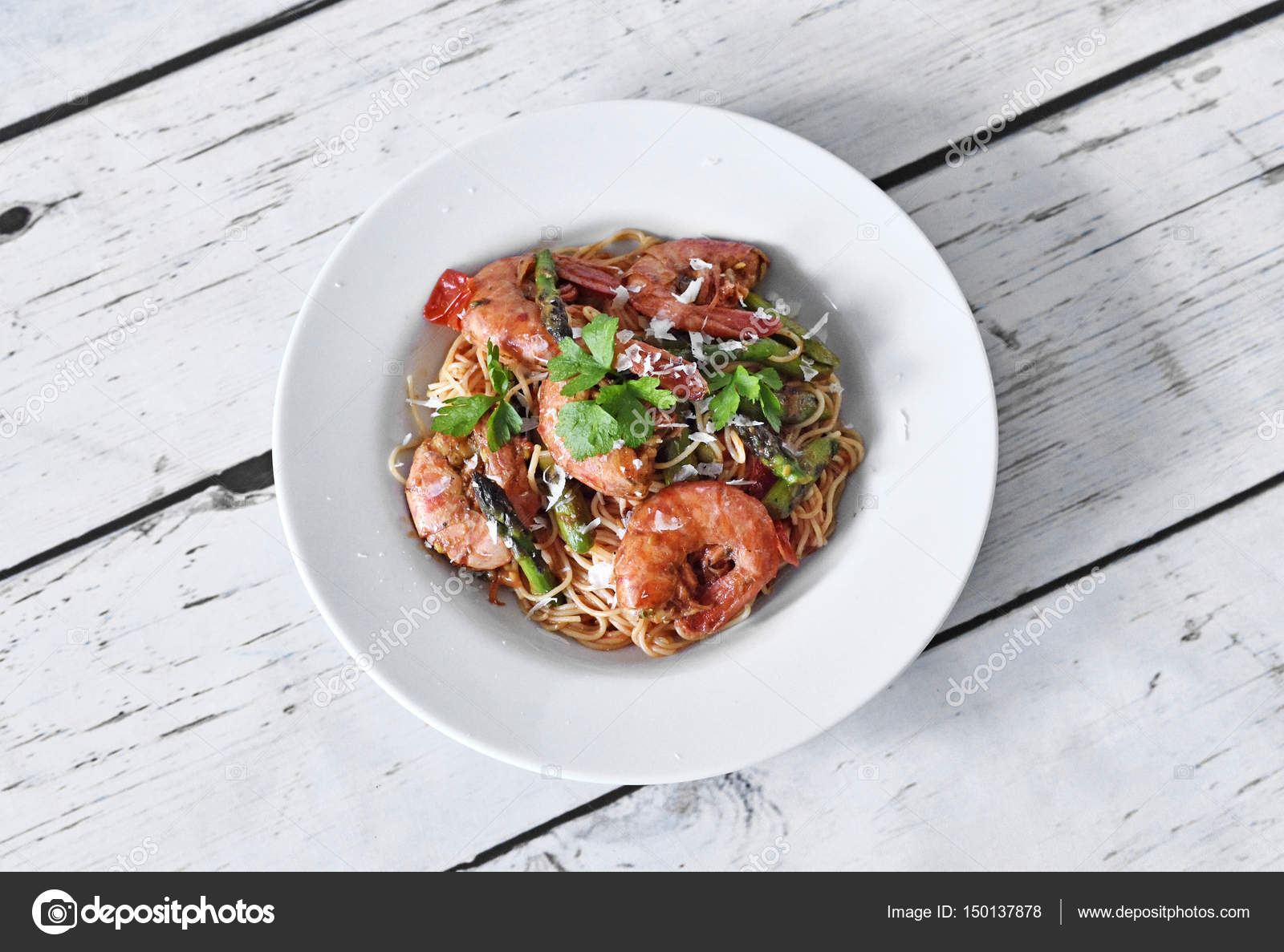 Sebzeli Jumbo Karides Salatası Sebzeli Jumbo Karides Salatası