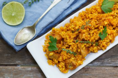 İspanyol yemeği tepsi