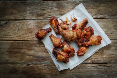 derin kızarmış tavuk