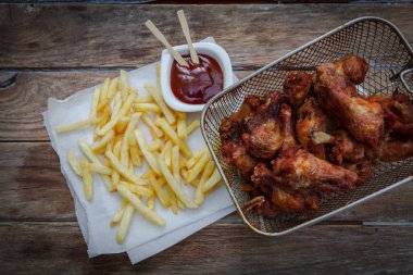 derin kızarmış tavuk