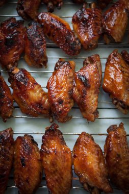 Barbekü tavuk kanadı