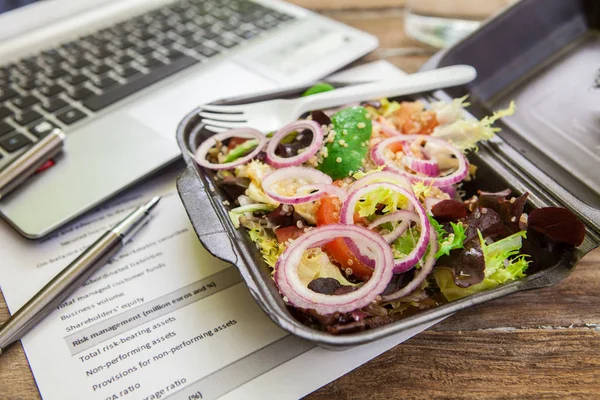 Öğle Yemeği kutusu Office