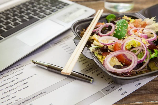 Öğle Yemeği kutusu Office