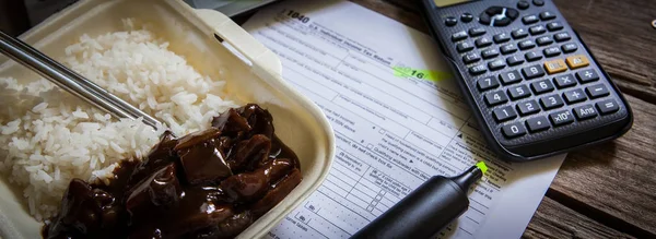 Lunchbox im Büro — Stockfoto