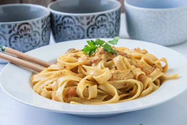 Macarrão estilo chinês — Fotografia de Stock