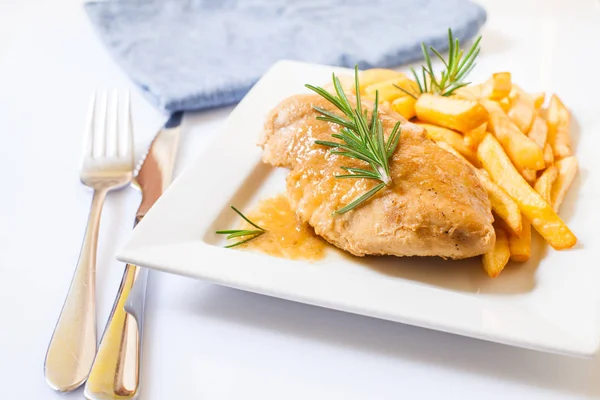 Petto di pollo marinato — Foto Stock