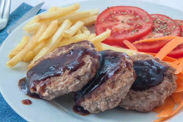 Steak de Salisbury avec sauce — Photo