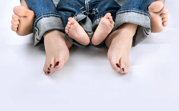 Closeup Photo Legs Young Family Parents Little Baby Barefoot Dressed — Stock Photo, Image