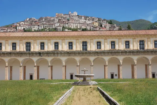 PADULA : CERTOSA DI SAN LORENZO — 스톡 사진