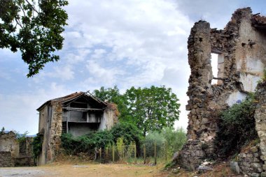 Roscigno, Güney İtalya'hayalet kasaba kentsel peyzaj.
