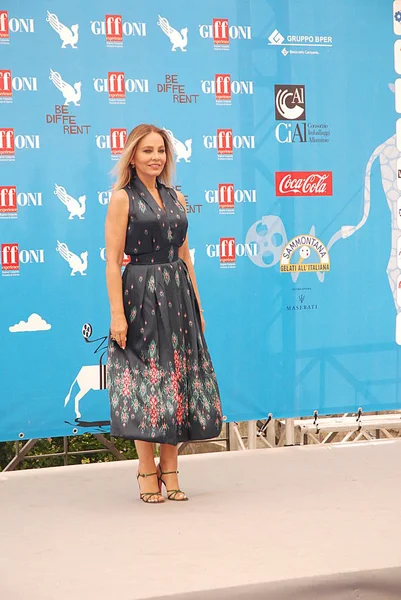 2014 년 6 월 15 일에 확인 함 . Ornella Muti at Giffoni Film Festival 2014 — 스톡 사진