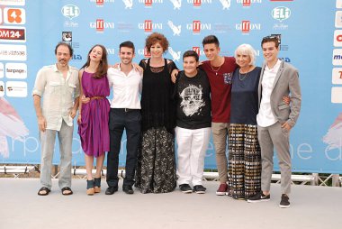 Cast del Film : Ne' Giulietta ne Romeo.