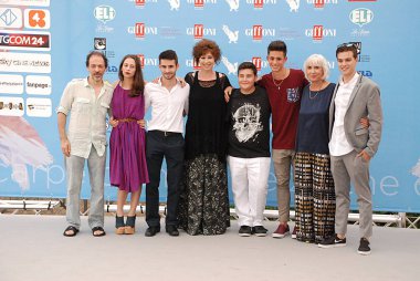 Cast del Film : Ne' Giulietta ne Romeo.